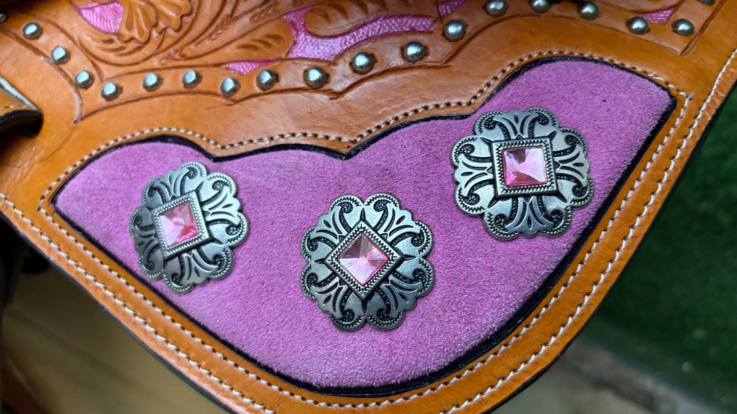 Hand Tooled Western Leather Saddle with Tack Set