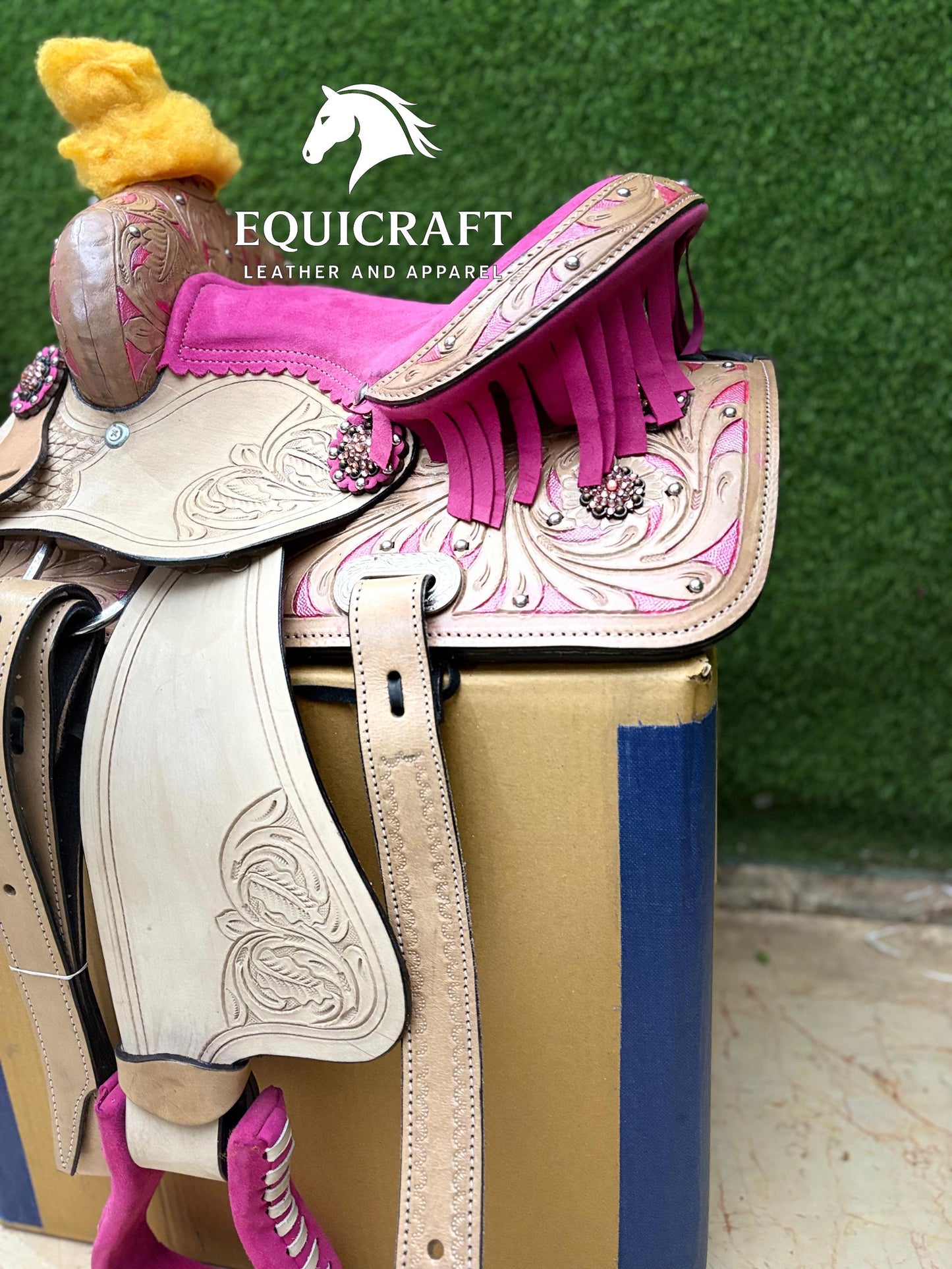 Hand Tooled Leather Western Saddle with Tack Set | Barrel Racing