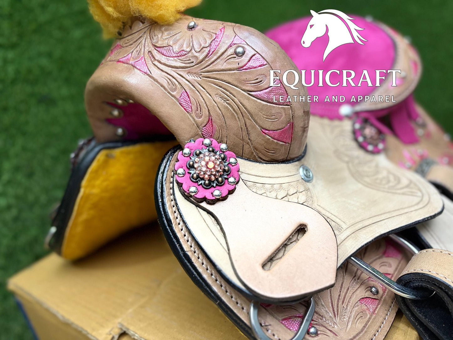 Hand Tooled Leather Western Saddle with Tack Set | Barrel Racing