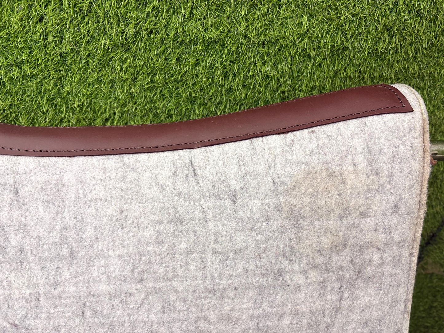 18 MM Grey Woollen  Felt Saddle Pad with Leather | Western Riding Pad | 30X30" & 32X32"