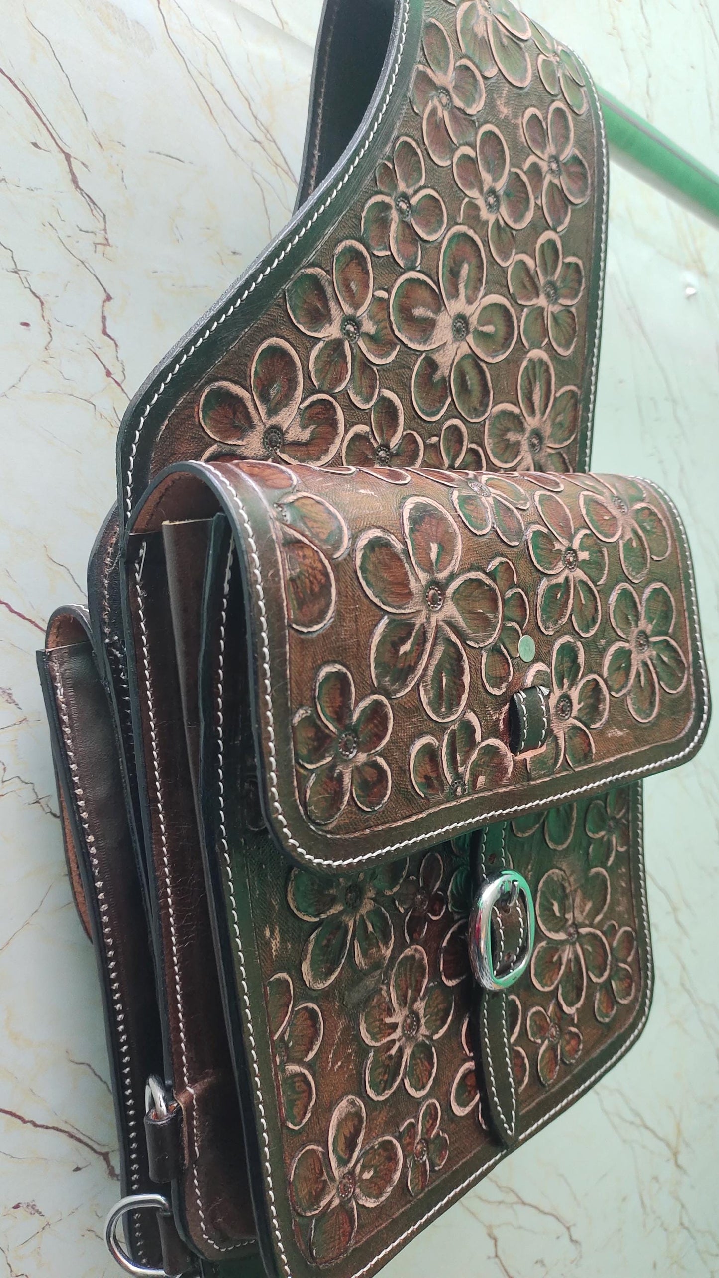 Dark Brown Floral Tooled Leather Western Saddle Bag – Full Flower Carved Horse Trail Bag | Antique Cowboy Tack