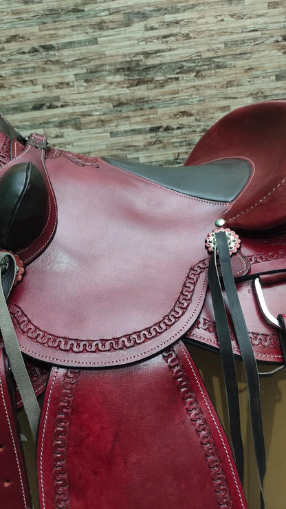 Handmade Leather Western Saddle with Tack Set | Wade Style Horse Saddle