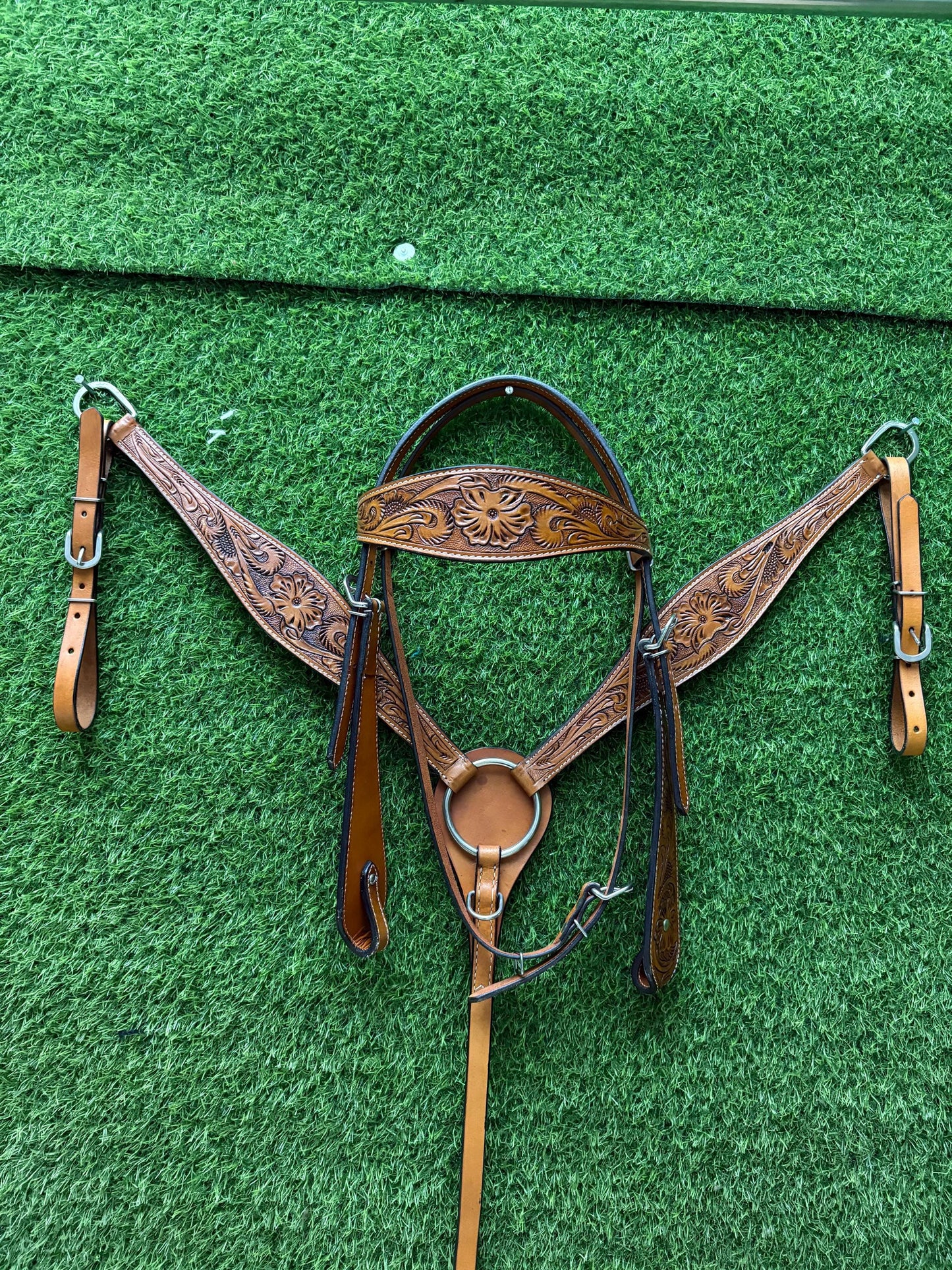Tan Floral Tooled Leather Western Headstall & Breast Collar Set – Plain Silver Hardware Horse Tack | Barrel Racing Rodeo