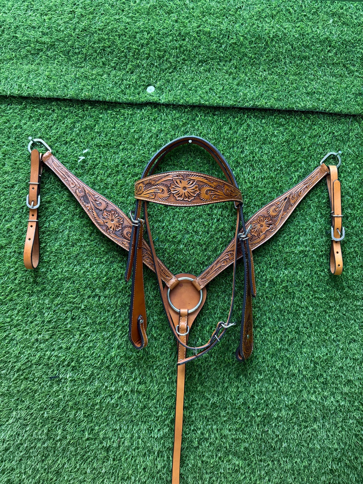 Tan Floral Tooled Leather Western Headstall & Breast Collar Set – Plain Silver Hardware Horse Tack | Barrel Racing Rodeo