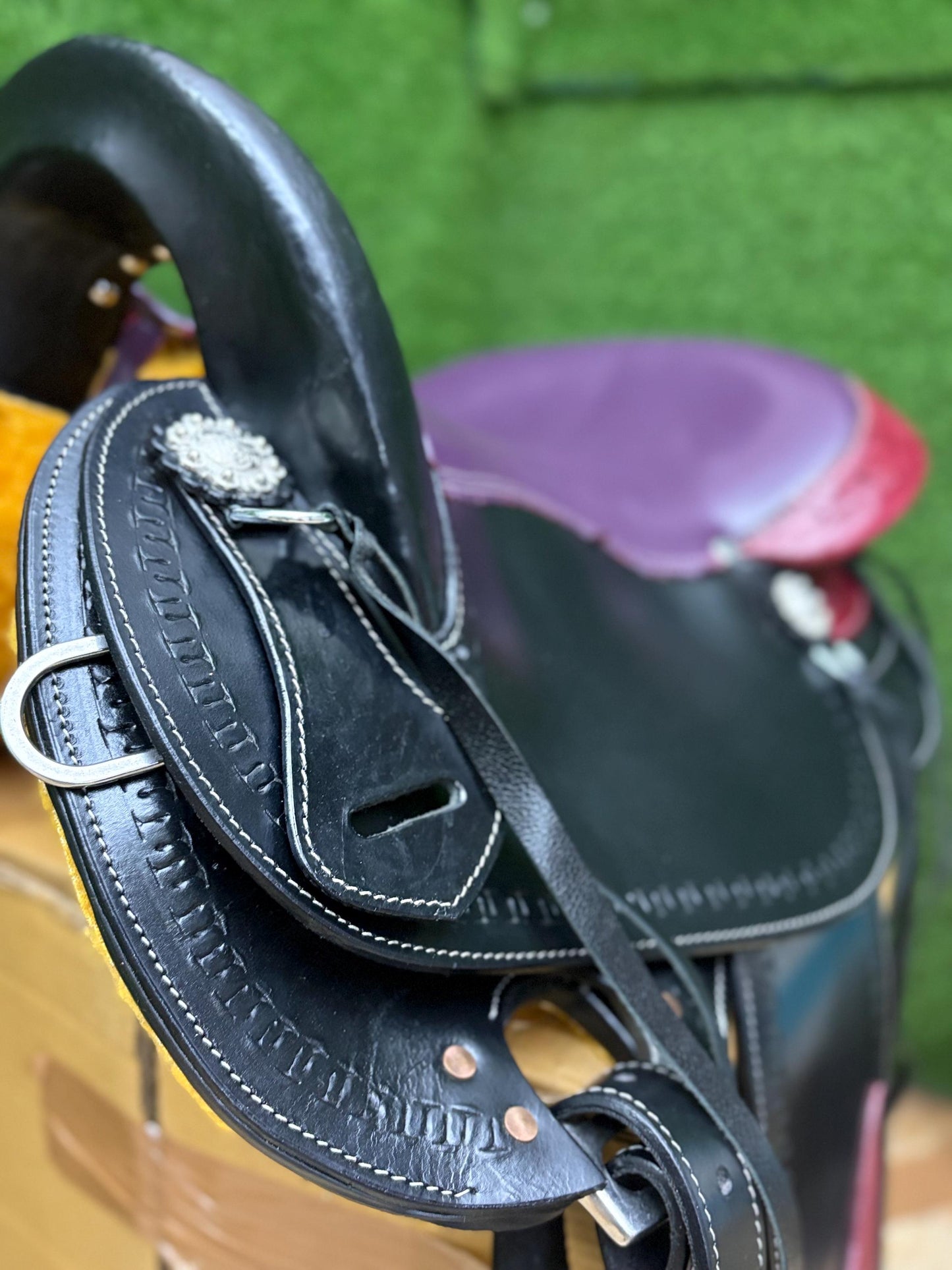 Western Leather Endurance Saddle | Black Trail Riding Saddle