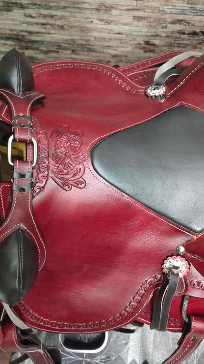 Handmade Leather Western Saddle with Tack Set | Wade Style Horse Saddle