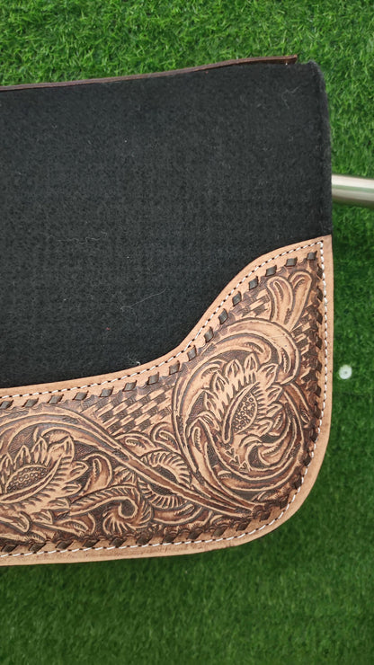 18 MM Woollen Felt Western Saddle Pad | Hand-Carved Leather Horse Tack
