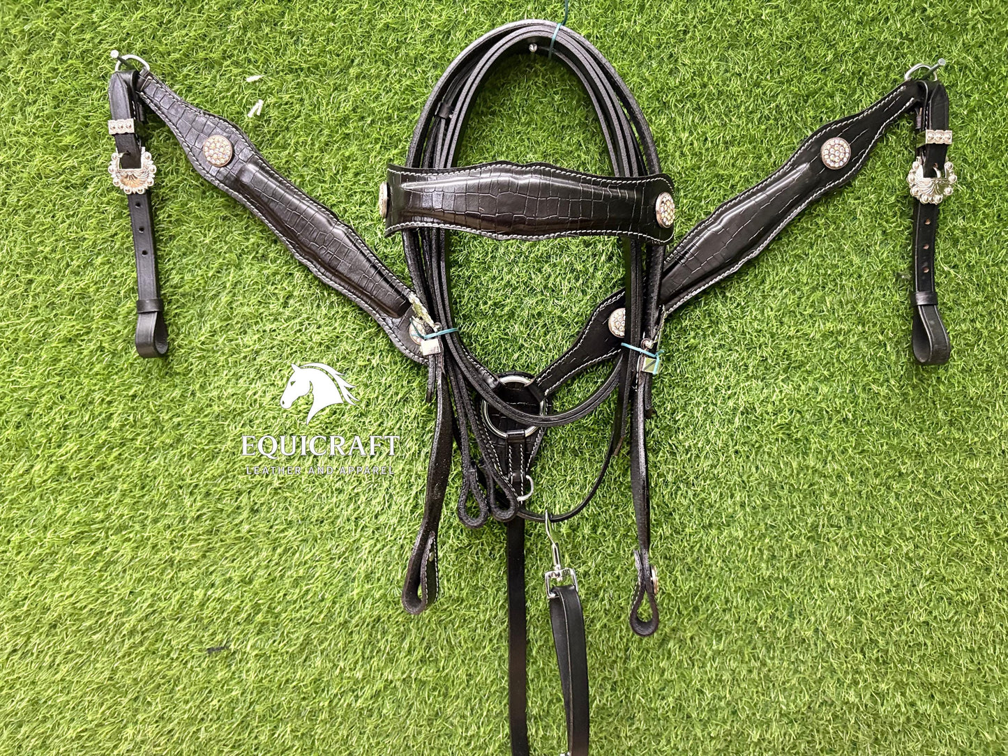 Black Crocodile Print Leather Western Headstall & Breast Collar Set – Crystal Concho Horse Tack | Barrel Racing Rodeo