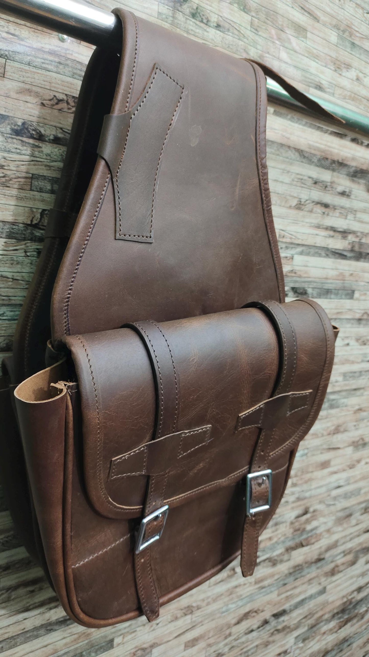 Brown Crazy Horse Leather Western Saddle Bag – Single Buckle Large Rustic Horse Trail Bag | Cowboy Riding Tack
