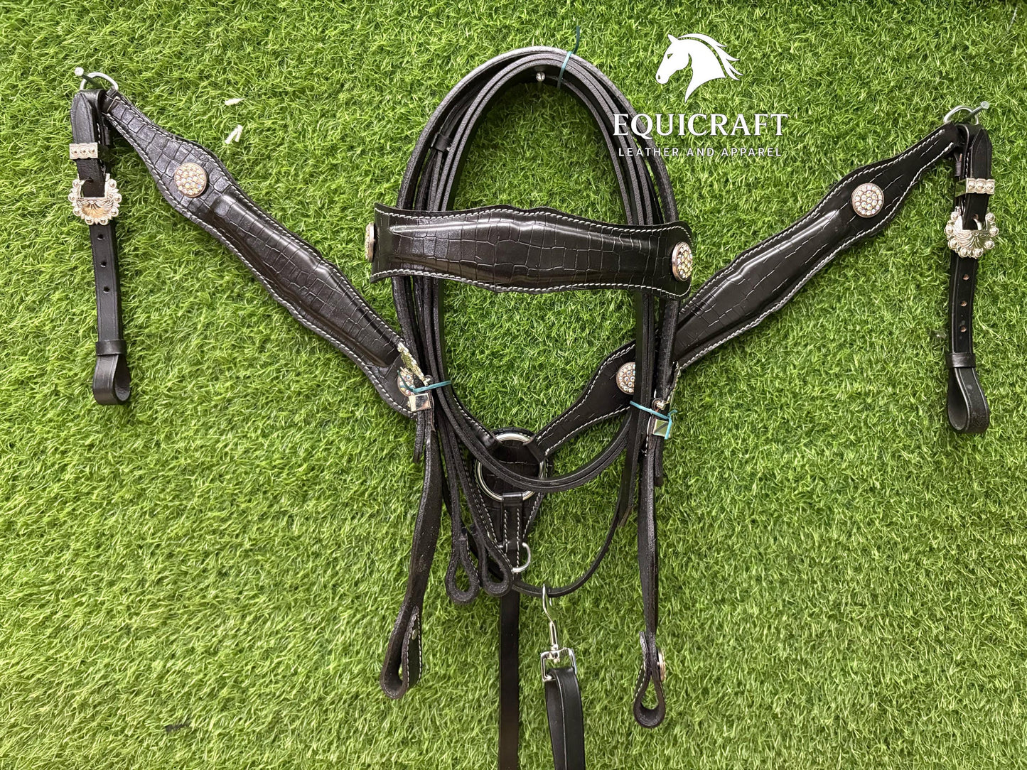 Black Crocodile Print Leather Western Headstall & Breast Collar Set – Crystal Concho Horse Tack | Barrel Racing Rodeo