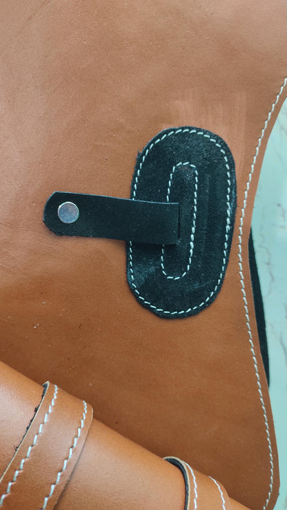 Tan Leather Western Saddle Bag – Triple Buckle Plain Horse Trail Bag | Heavy Duty Cowboy Riding Tack