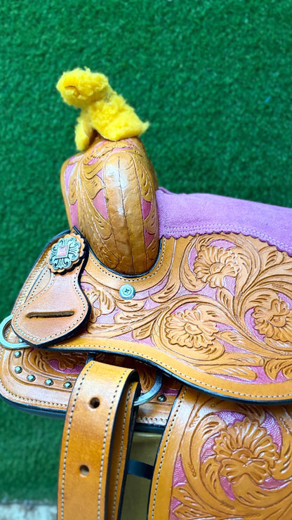 Hand Tooled Western Leather Saddle with Tack Set