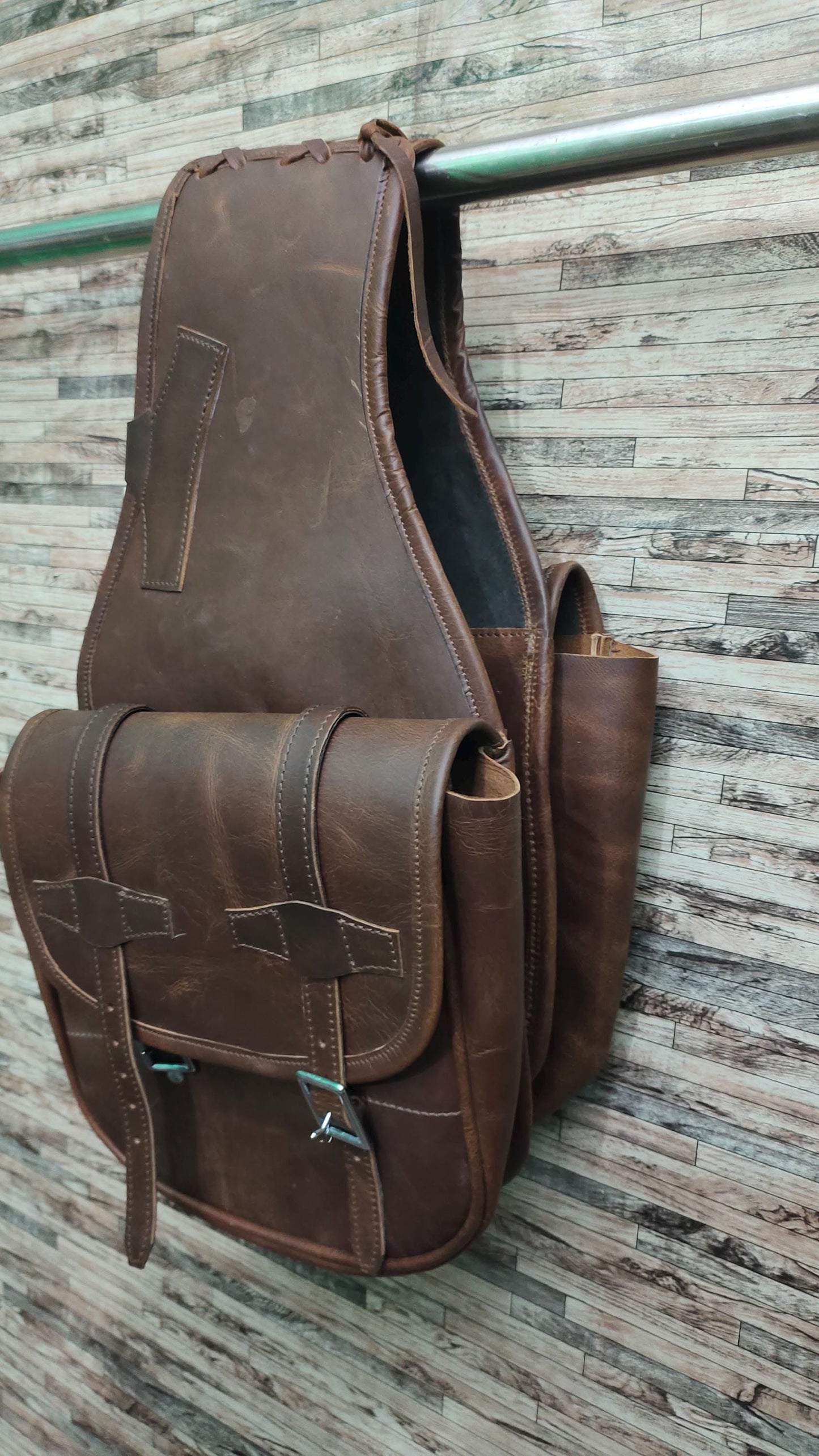 Brown Crazy Horse Leather Western Saddle Bag – Single Buckle Large Rustic Horse Trail Bag | Cowboy Riding Tack