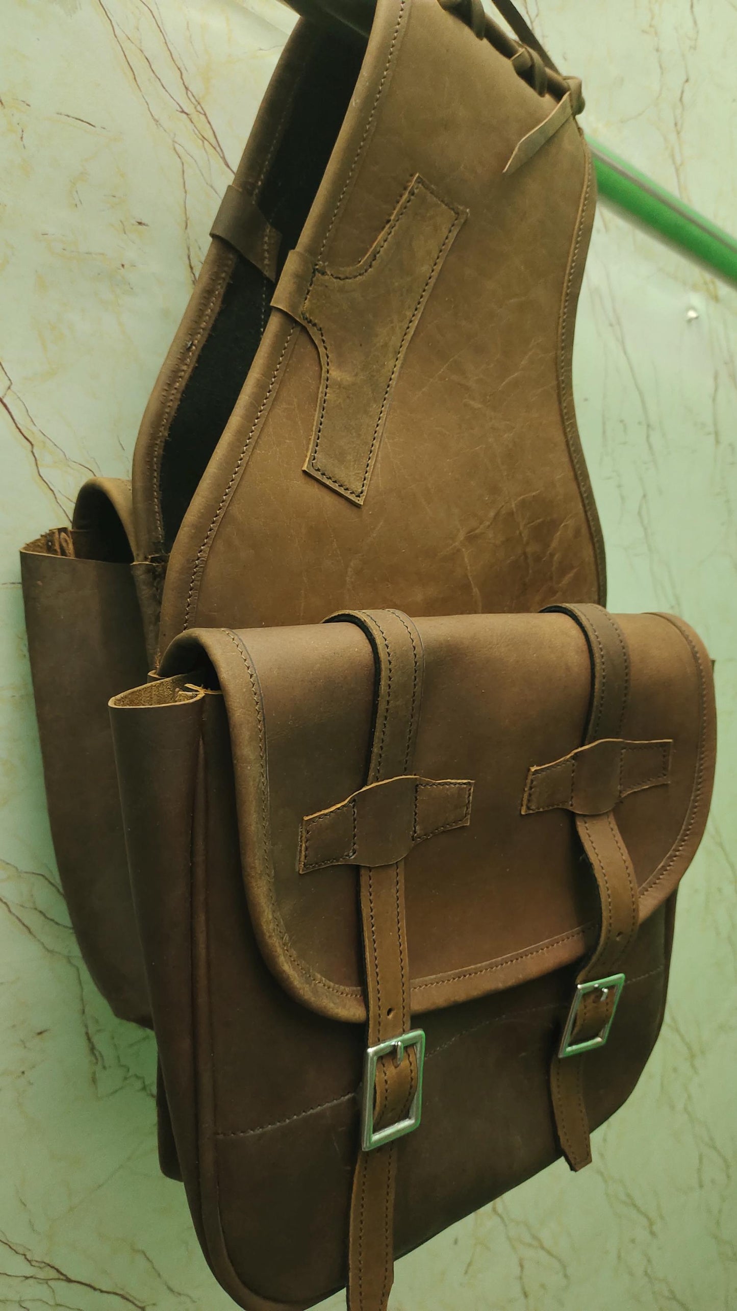 Tan Acorn Leaf Tooled Leather Western Saddle Bag – Double Buckle Brass Hardware Horse Trail Tack