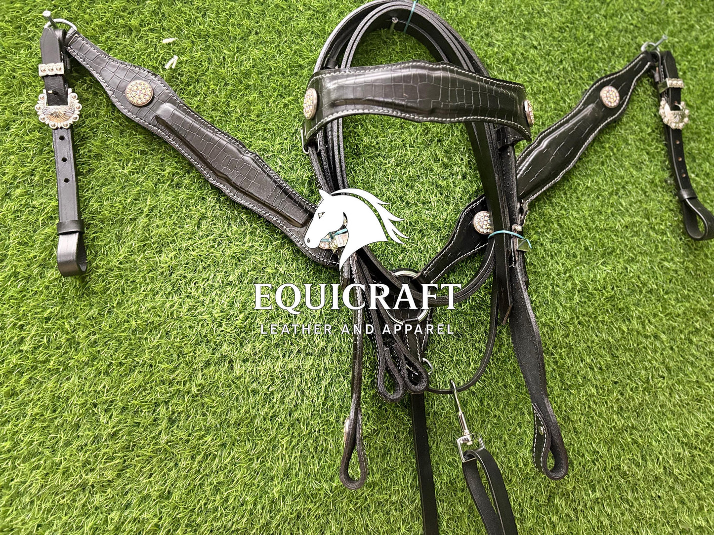 Black Crocodile Print Leather Western Headstall & Breast Collar Set – Crystal Concho Horse Tack | Barrel Racing Rodeo